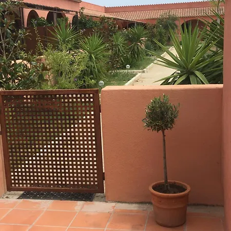 Domaine La Colomine Apartment *